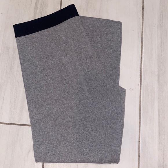 PINK Victoria's Secret Pants - PINK Victoria's Secret Gray Leggings